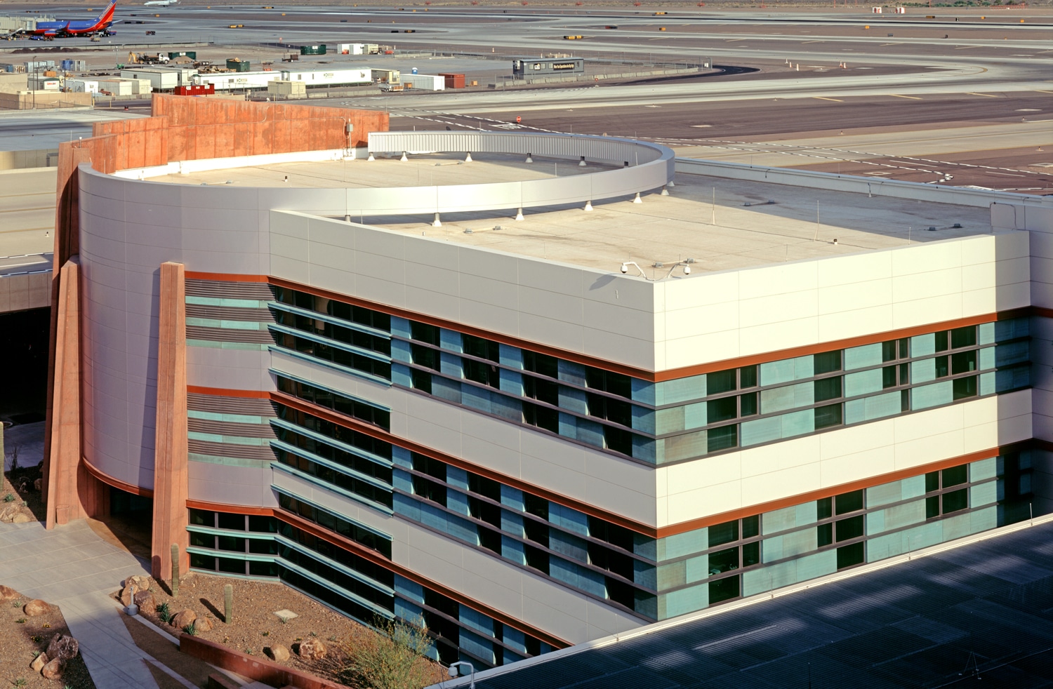 Photo of Base Building at Phoenix Sky Harbor International Airport, Phoenix, Arizona.